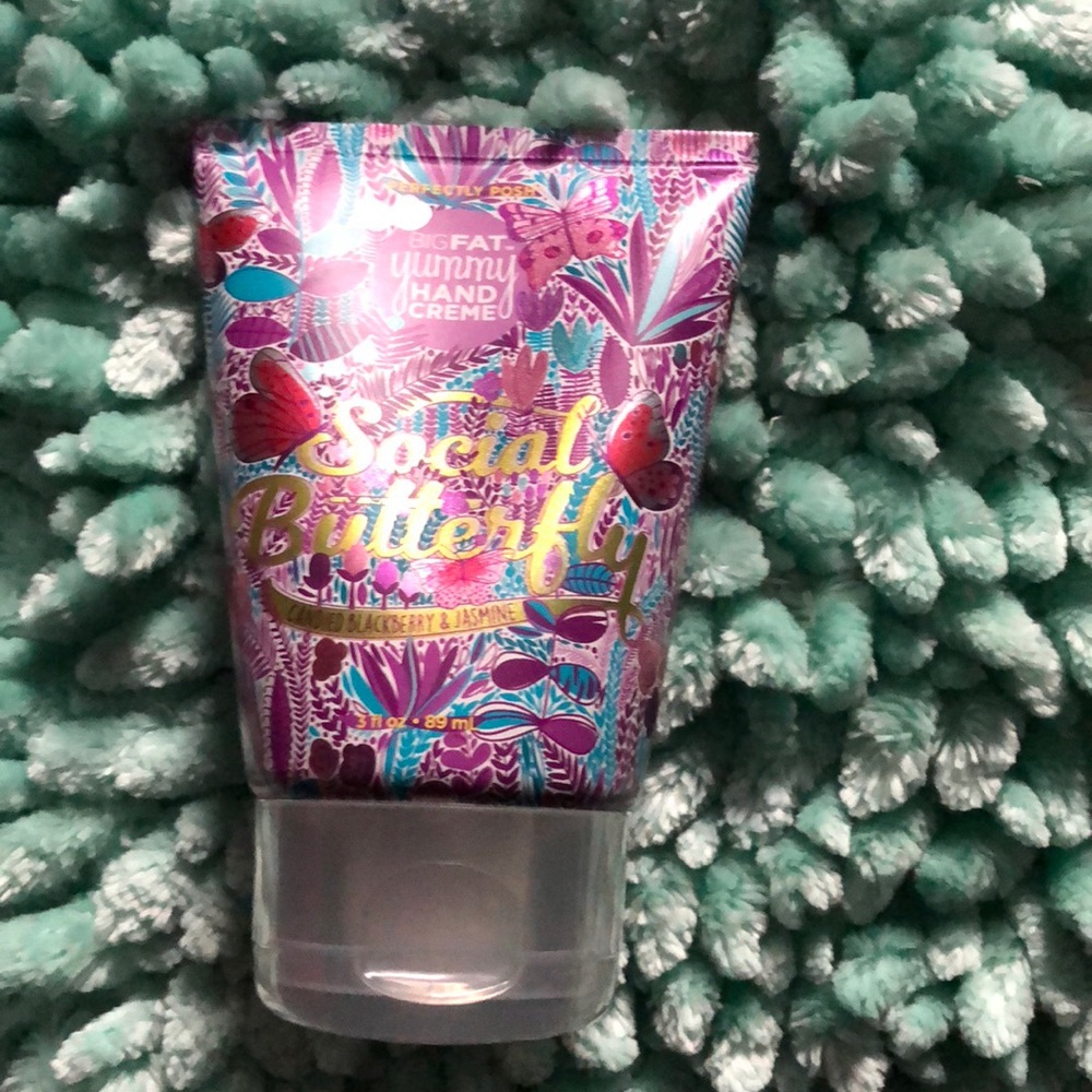 Perfectly posh bfyhc Social butterfly